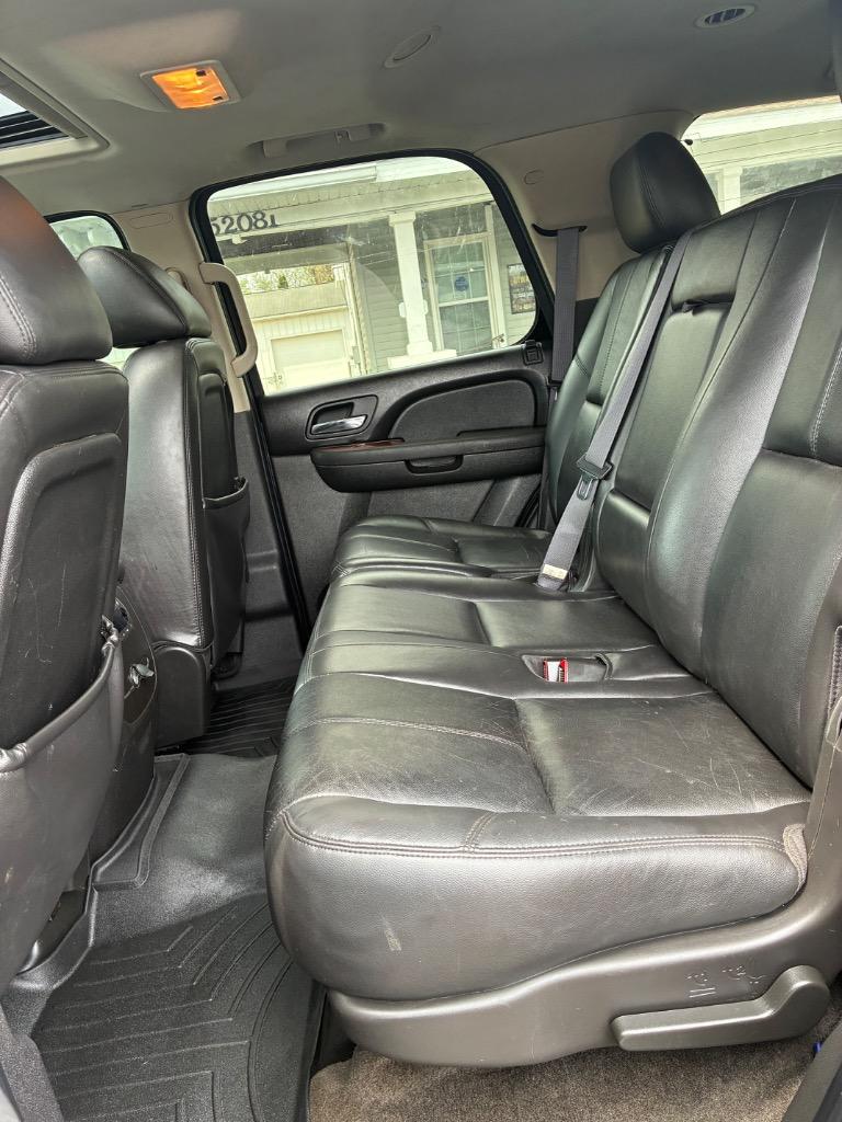 2011 GMC Yukon SLT - Photo 6