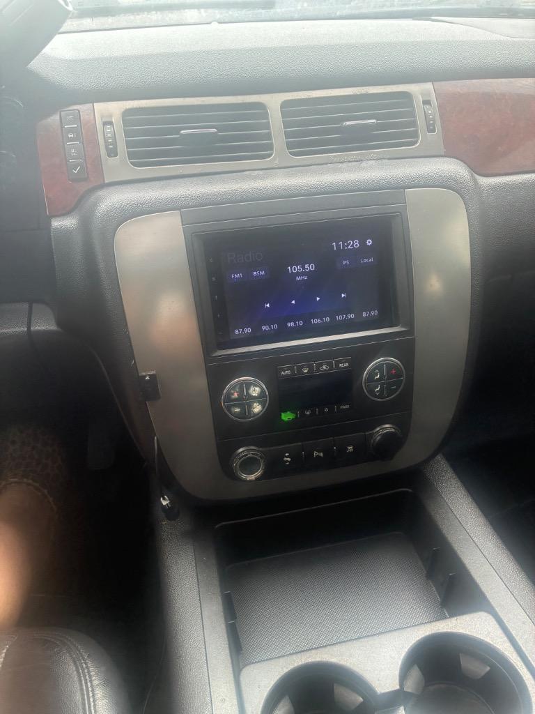 2011 GMC Yukon SLT - Photo 17