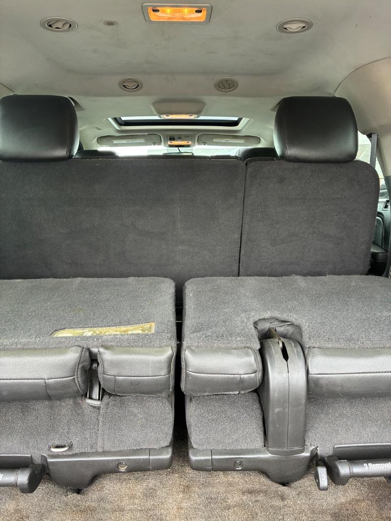2011 GMC Yukon SLT - Photo 8